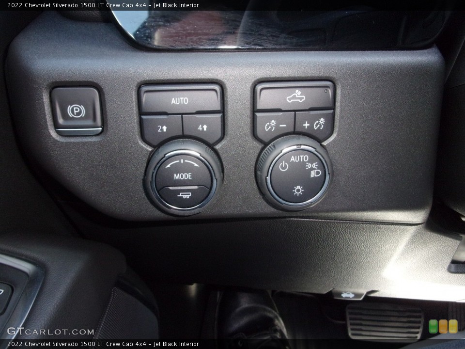 Jet Black Interior Controls for the 2022 Chevrolet Silverado 1500 LT Crew Cab 4x4 #143968781