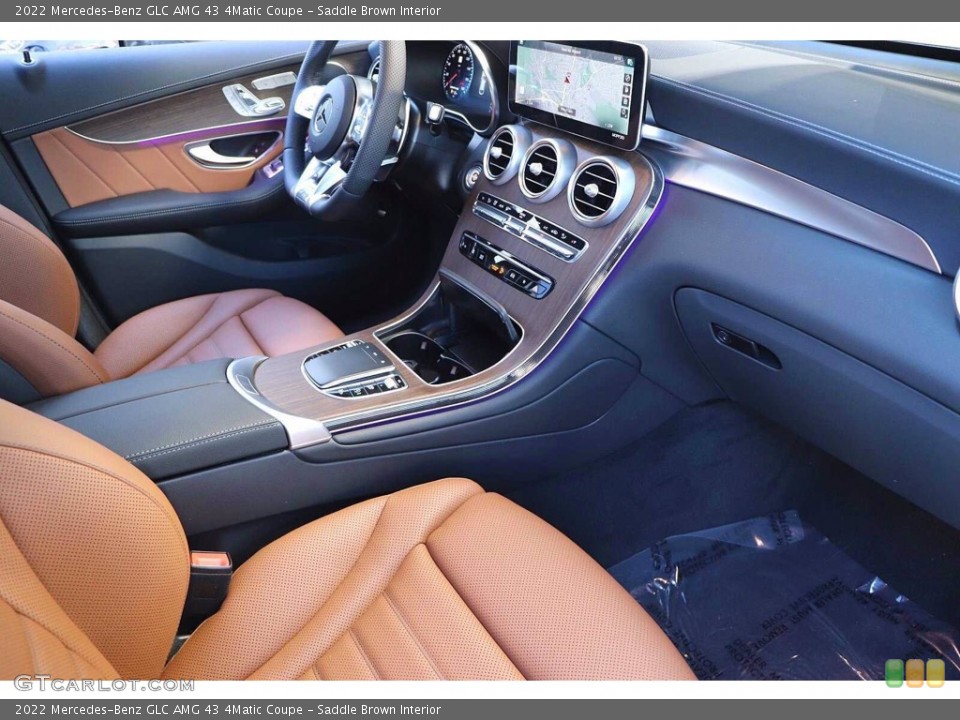 Saddle Brown 2022 Mercedes-Benz GLC Interiors