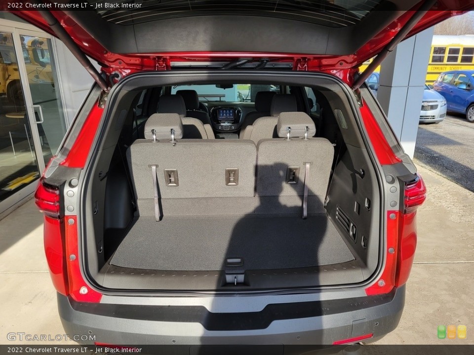 Jet Black Interior Trunk for the 2022 Chevrolet Traverse LT #144015407