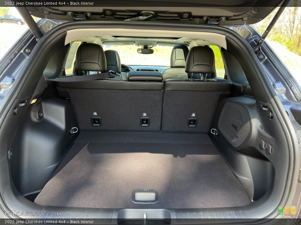 Black Interior Trunk for the 2022 Jeep Cherokee Limited 4x4 #144016148