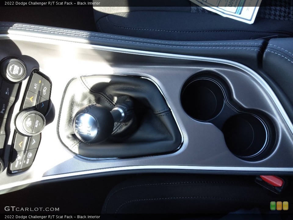Black Interior Transmission for the 2022 Dodge Challenger R/T Scat Pack #144023548