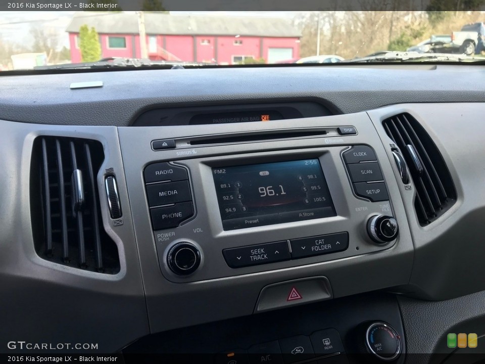 Black Interior Controls for the 2016 Kia Sportage LX #144025979