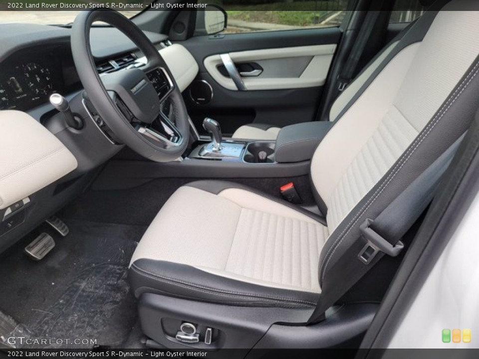 Light Oyster Interior Photo for the 2022 Land Rover Discovery Sport S R-Dynamic #144027962