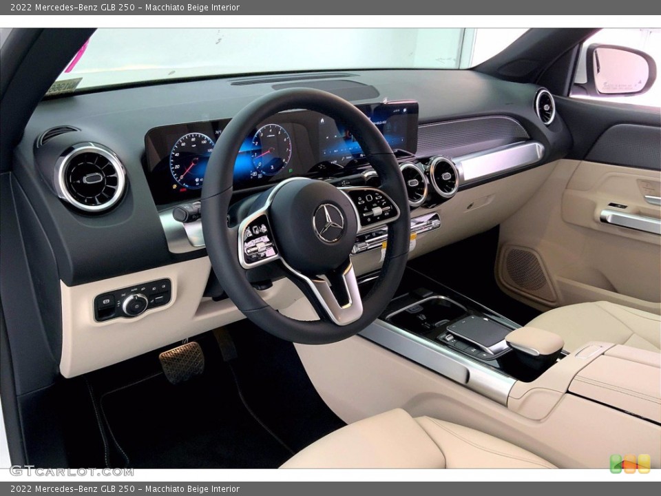 Macchiato Beige 2022 Mercedes-Benz GLB Interiors