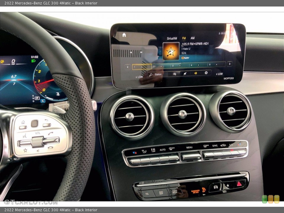 Black Interior Controls for the 2022 Mercedes-Benz GLC 300 4Matic #144038959