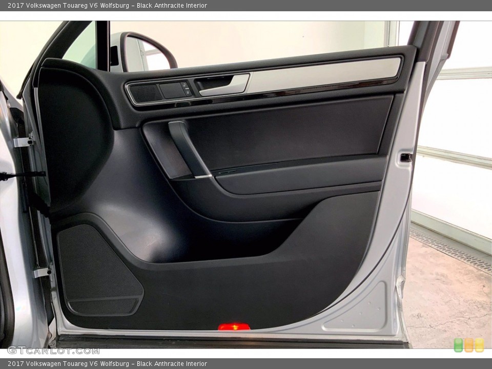 Black Anthracite Interior Door Panel for the 2017 Volkswagen Touareg V6 Wolfsburg #144043069