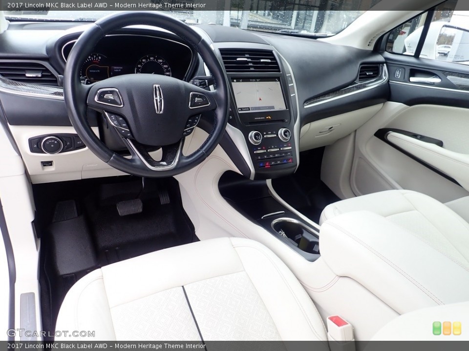 Modern Heritage Theme Interior Photo for the 2017 Lincoln MKC Black Label AWD #144046378