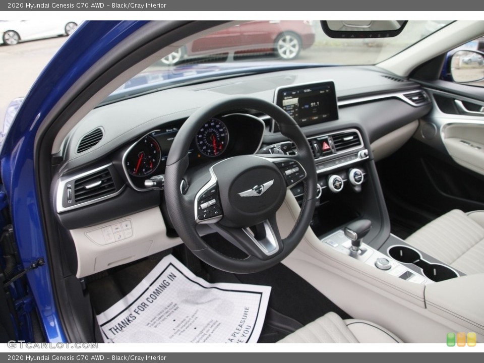 Black/Gray Interior Photo for the 2020 Hyundai Genesis G70 AWD #144046519