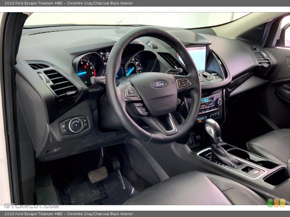 Chromite Gray/Charcoal Black Interior Photo for the 2019 Ford Escape Titanium 4WD #144052370