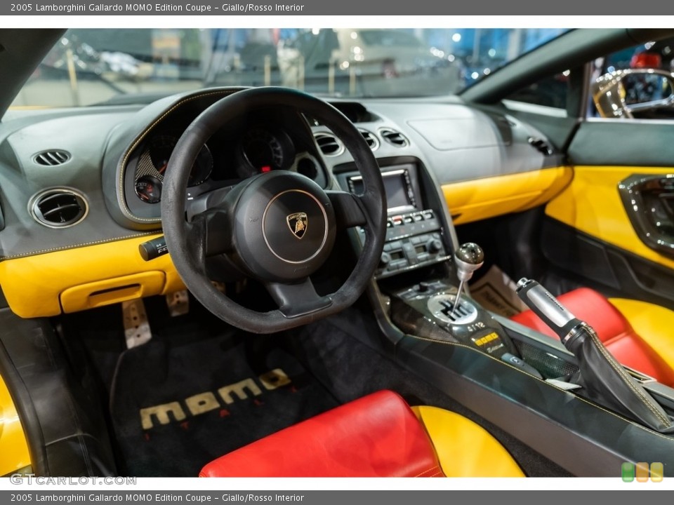 Giallo/Rosso Interior Photo for the 2005 Lamborghini Gallardo MOMO Edition Coupe #144081788