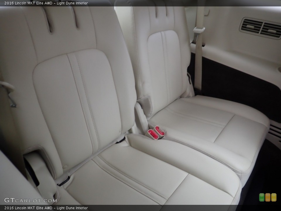 Light Dune Interior Rear Seat for the 2016 Lincoln MKT Elite AWD #144087035
