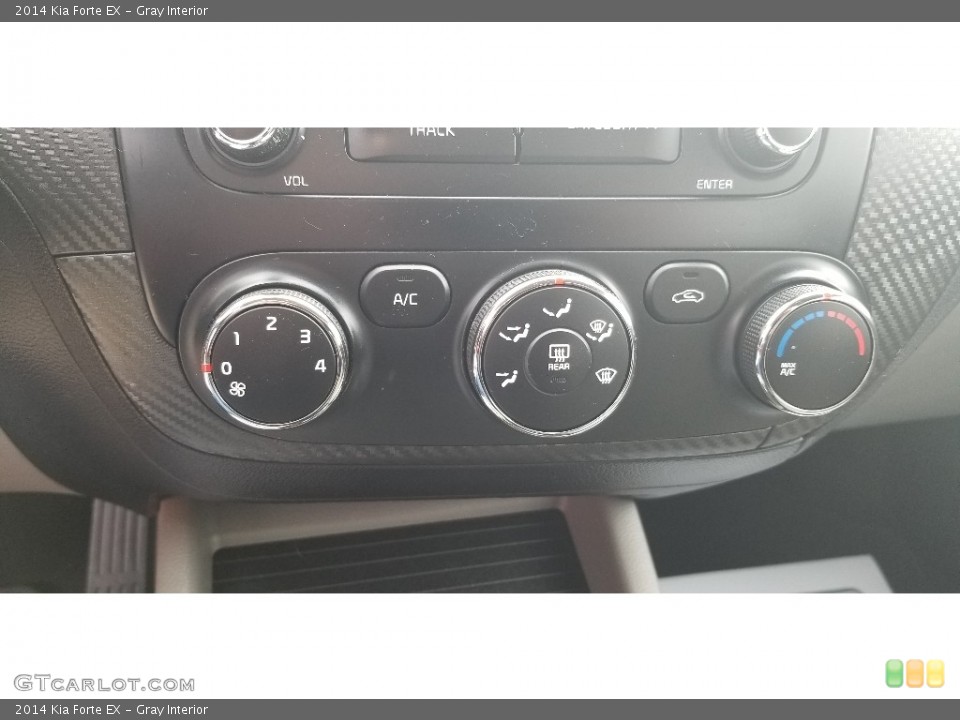 Gray Interior Controls for the 2014 Kia Forte EX #144120036