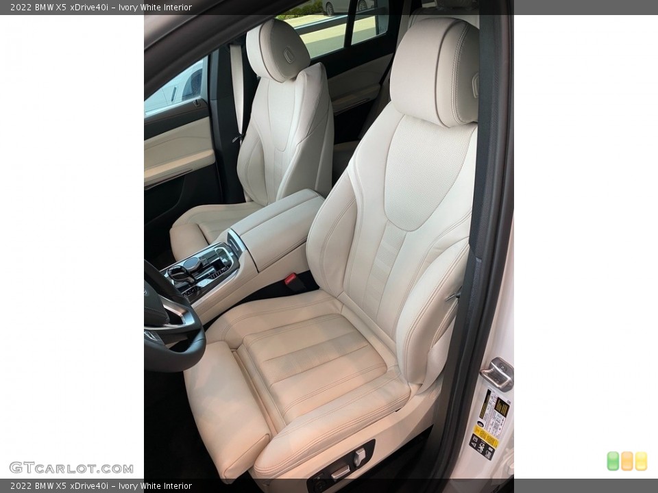 Ivory White Interior Front Seat for the 2022 BMW X5 xDrive40i #144124899