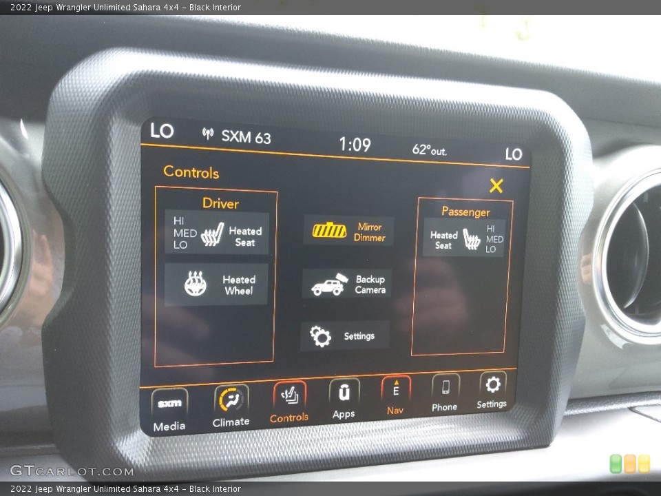 Black Interior Controls for the 2022 Jeep Wrangler Unlimited Sahara 4x4 #144127916