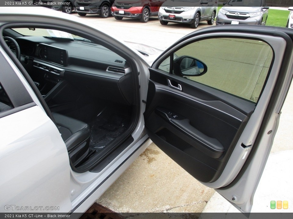 Black Interior Door Panel for the 2021 Kia K5 GT-Line #144152281
