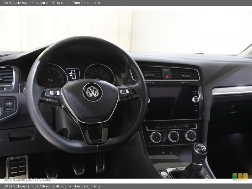 Titan Black Interior Dashboard for the 2019 Volkswagen Golf Alltrack SE 4Motion #144160449