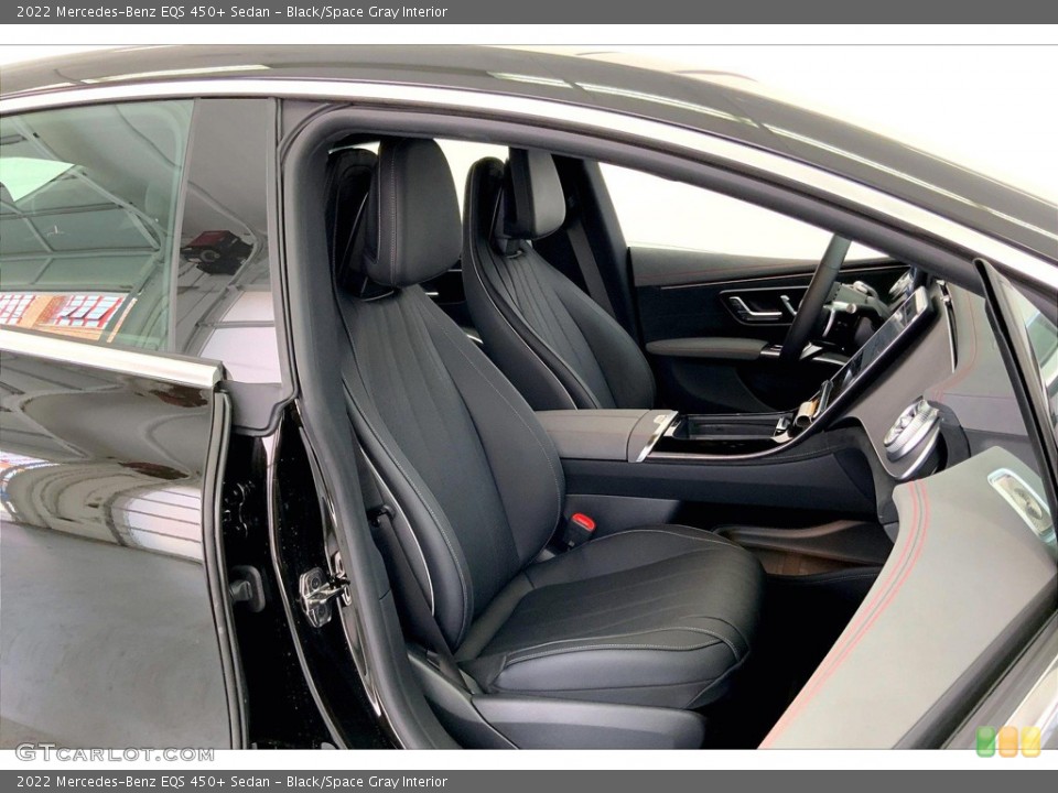 Black/Space Gray Interior Photo for the 2022 Mercedes-Benz EQS 450+ Sedan #144166327