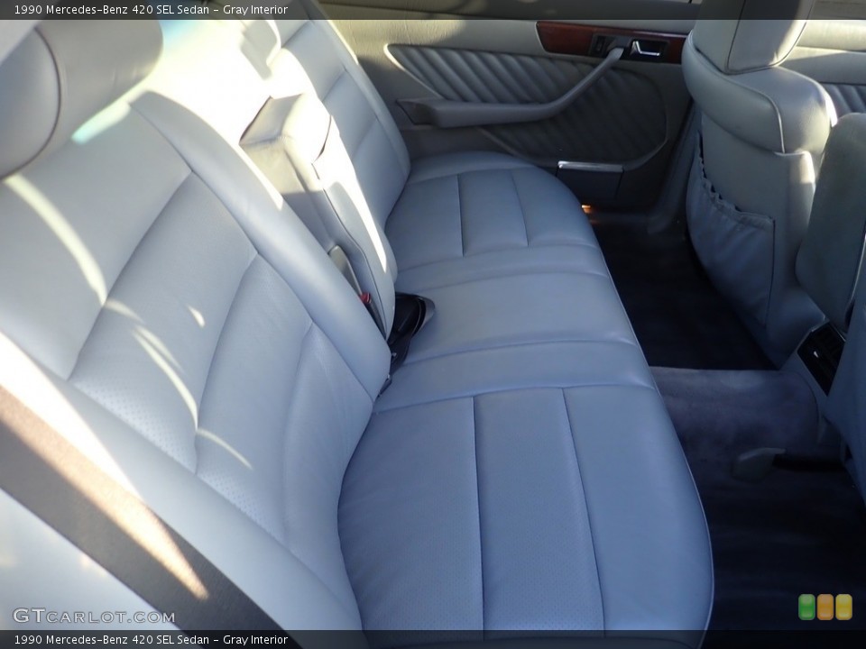 Gray Interior Rear Seat for the 1990 Mercedes-Benz 420 SEL Sedan #144170966