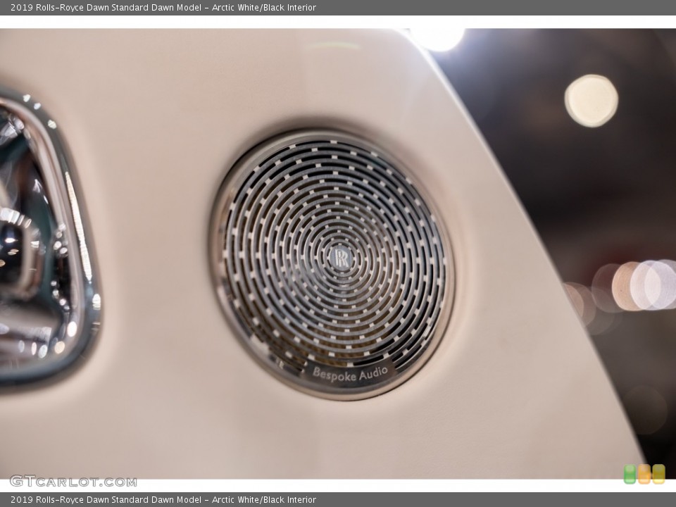 Arctic White/Black Interior Audio System for the 2019 Rolls-Royce Dawn  #144192474
