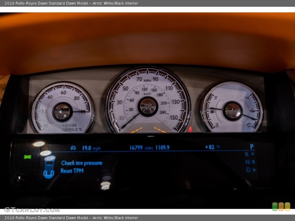 Arctic White/Black Interior Gauges for the 2019 Rolls-Royce Dawn  #144192701