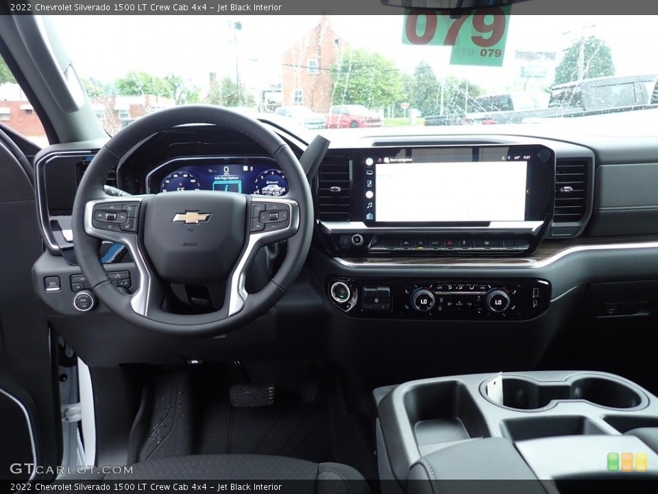 Jet Black Interior Dashboard for the 2022 Chevrolet Silverado 1500 LT Crew Cab 4x4 #144204522