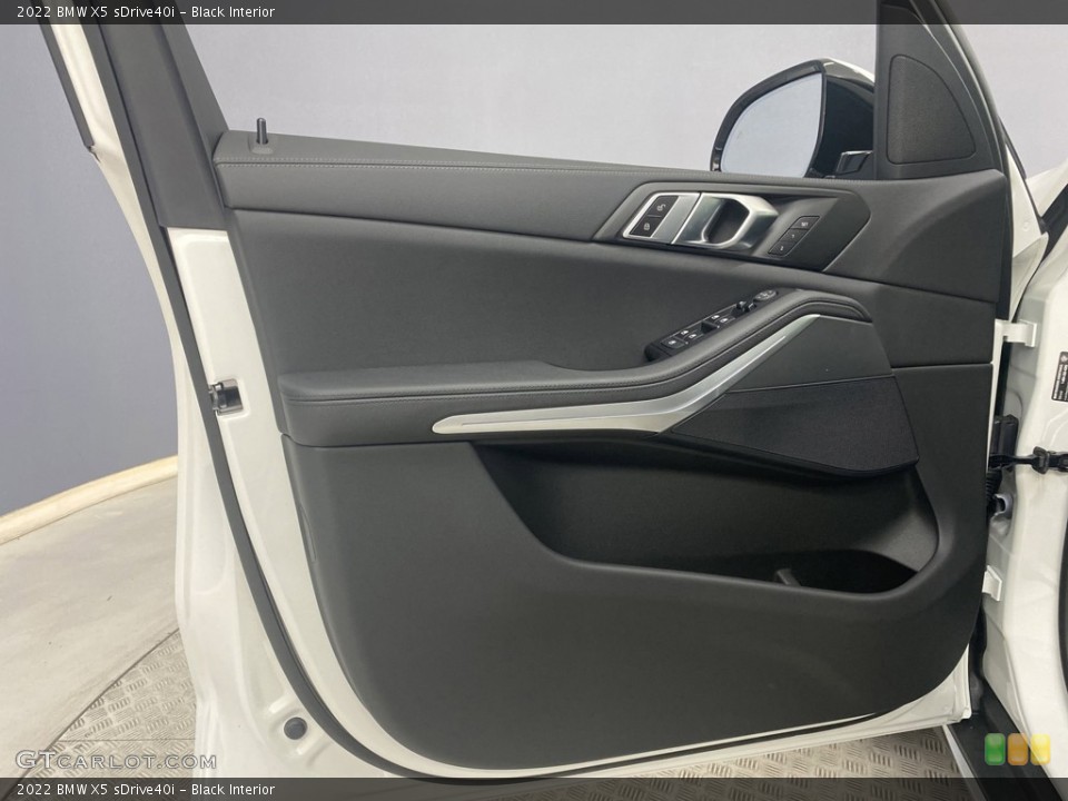 Black Interior Door Panel for the 2022 BMW X5 sDrive40i #144205128
