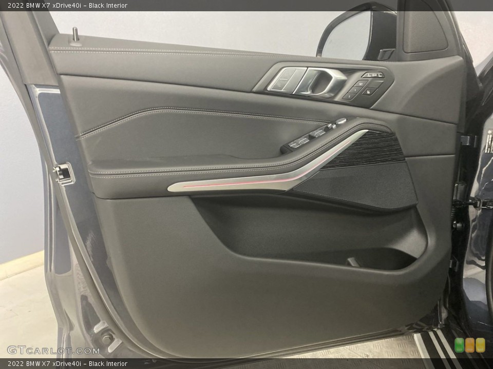 Black Interior Door Panel for the 2022 BMW X7 xDrive40i #144205869