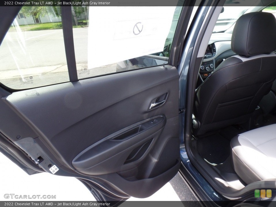 Jet Black/Light Ash Gray Interior Door Panel for the 2022 Chevrolet Trax LT AWD #144213927