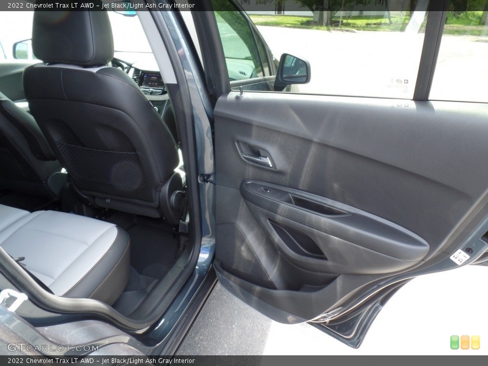 Jet Black/Light Ash Gray Interior Door Panel for the 2022 Chevrolet Trax LT AWD #144214050