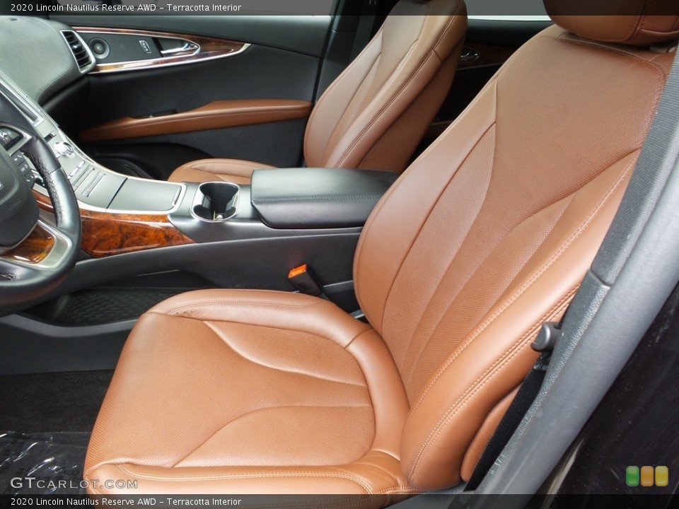 Terracotta 2020 Lincoln Nautilus Interiors