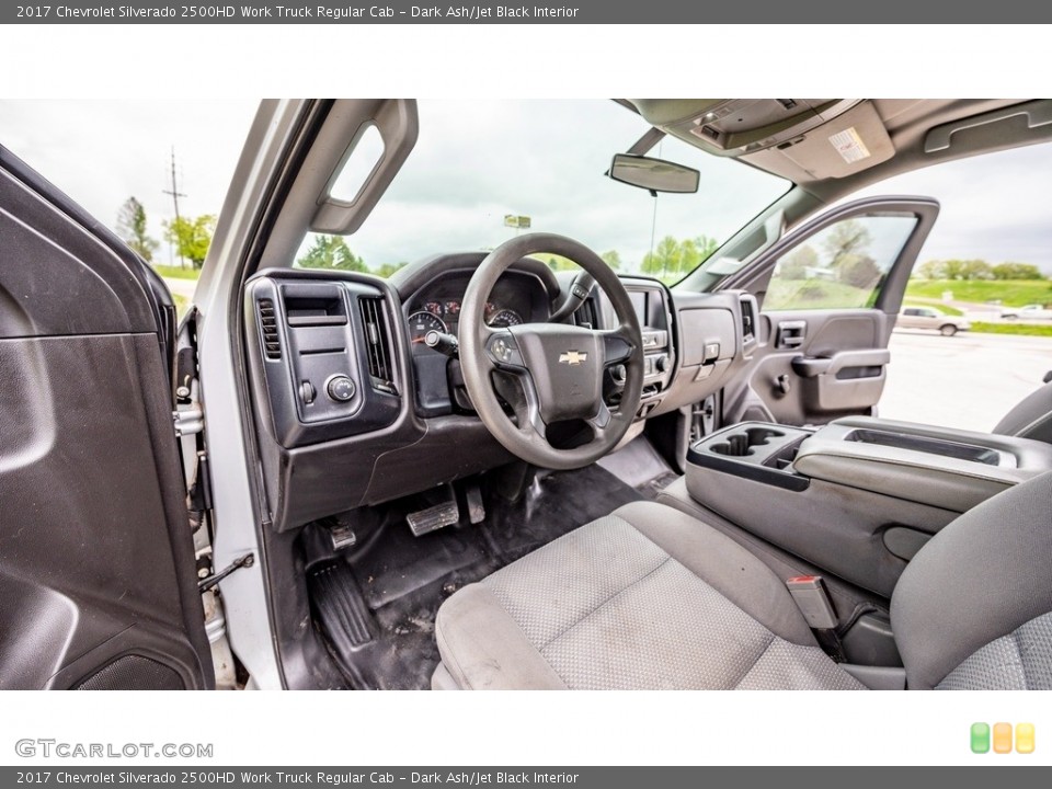 Dark Ash/Jet Black Interior Photo for the 2017 Chevrolet Silverado 2500HD Work Truck Regular Cab #144230445