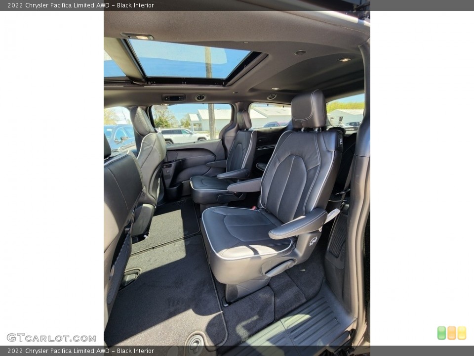 Black Interior Rear Seat for the 2022 Chrysler Pacifica Limited AWD #144249681