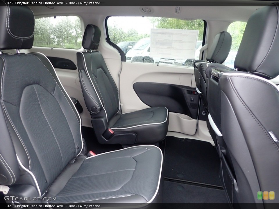 Black/Alloy Interior Rear Seat for the 2022 Chrysler Pacifica Limited AWD #144256627