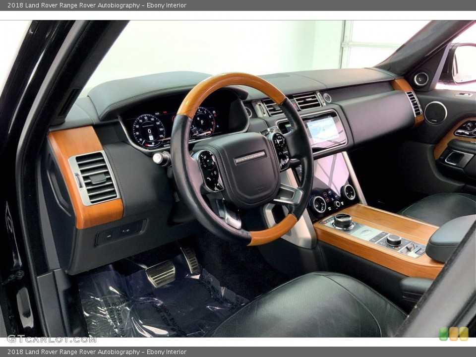 Ebony Interior Photo for the 2018 Land Rover Range Rover Autobiography #144259261
