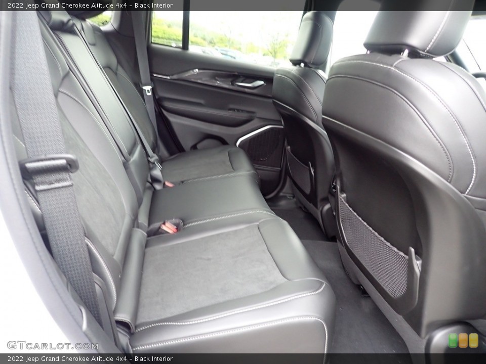 Black Interior Rear Seat for the 2022 Jeep Grand Cherokee Altitude 4x4 #144260881