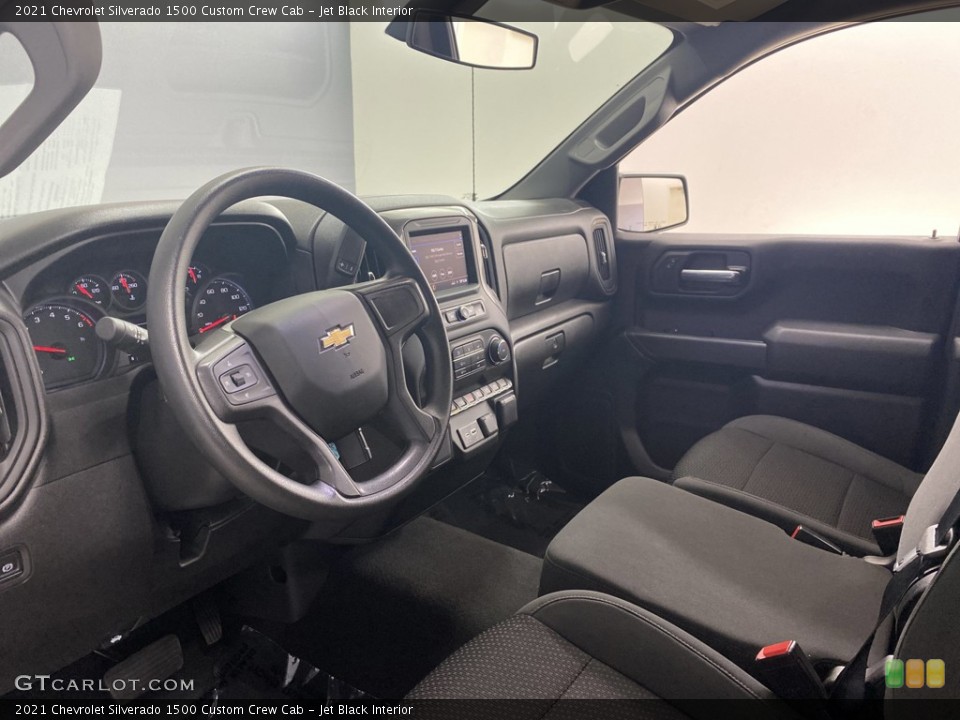Jet Black Interior Photo for the 2021 Chevrolet Silverado 1500 Custom Crew Cab #144264178