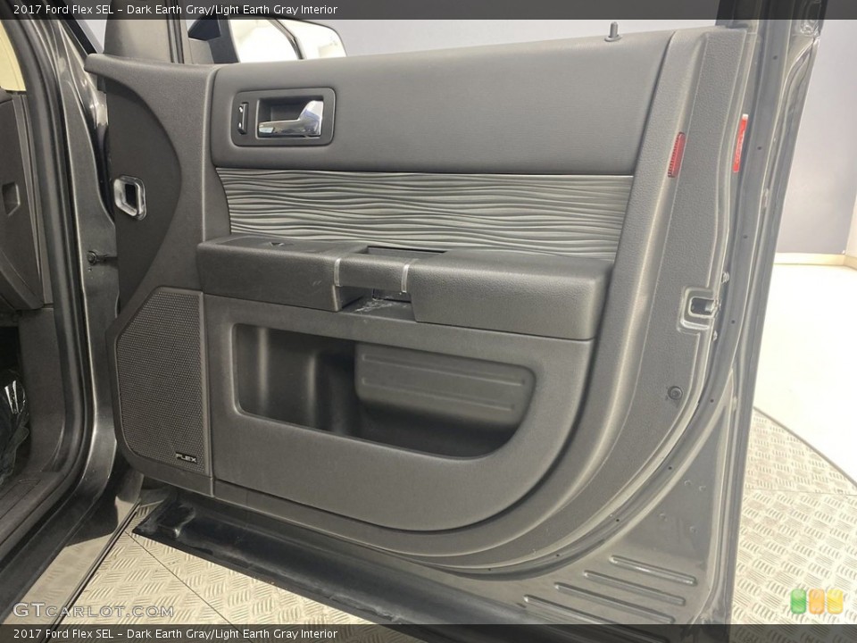 Dark Earth Gray/Light Earth Gray Interior Door Panel for the 2017 Ford Flex SEL #144268138