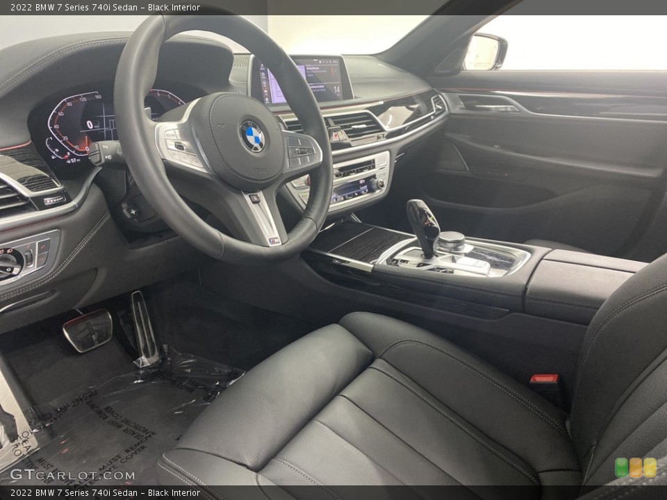 Black Interior Photo for the 2022 BMW 7 Series 740i Sedan #144270172