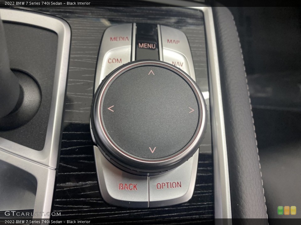 Black Interior Controls for the 2022 BMW 7 Series 740i Sedan #144270301