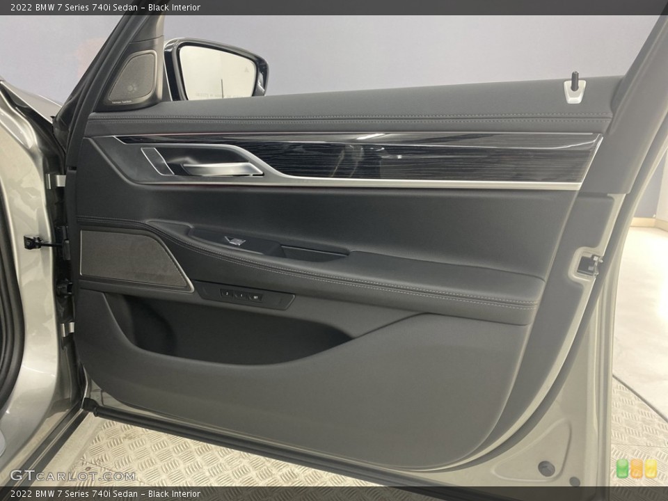 Black Interior Door Panel for the 2022 BMW 7 Series 740i Sedan #144270329
