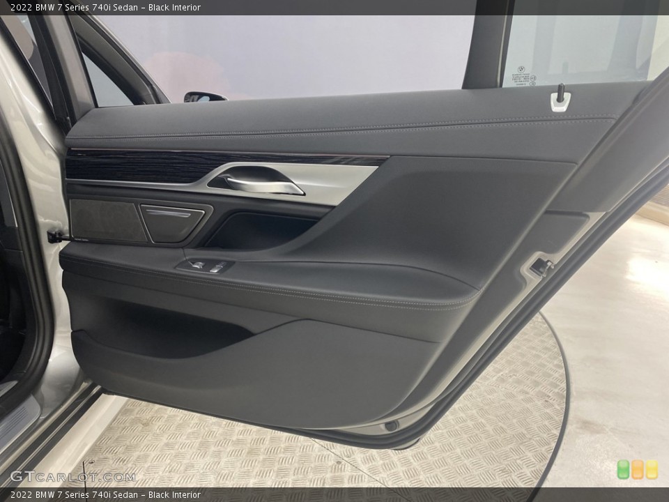 Black Interior Door Panel for the 2022 BMW 7 Series 740i Sedan #144270361