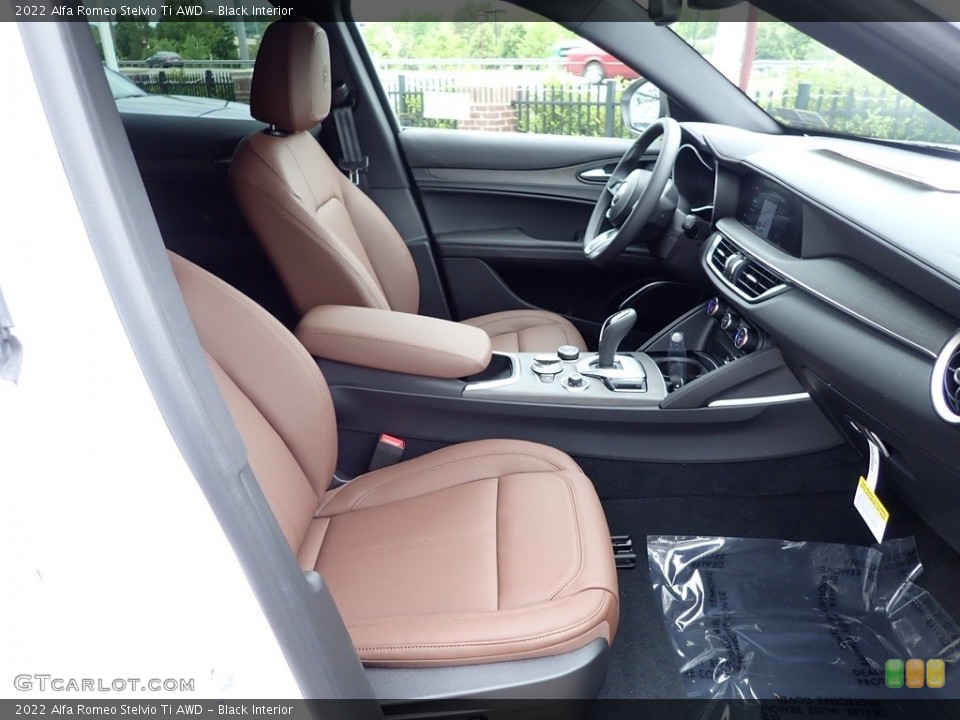 Black Interior Photo for the 2022 Alfa Romeo Stelvio Ti AWD #144282280