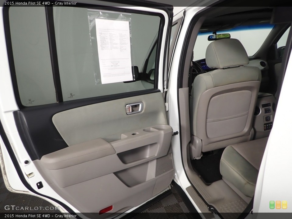 Gray Interior Door Panel for the 2015 Honda Pilot SE 4WD #144282571