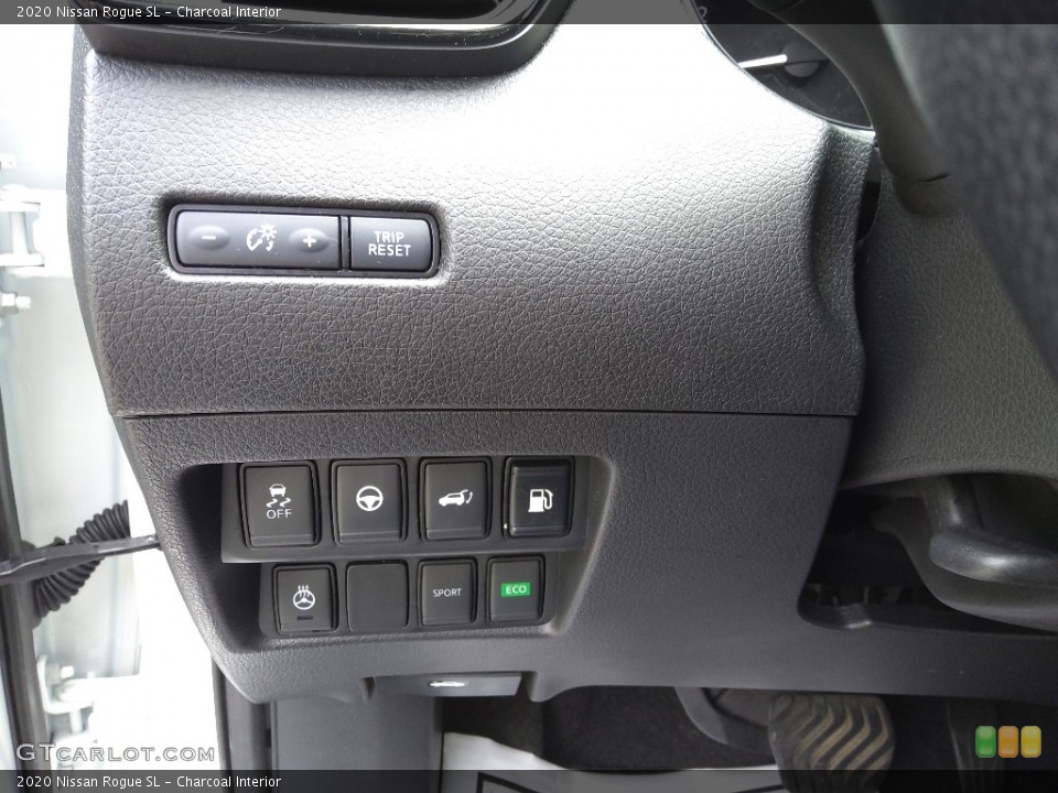Charcoal Interior Controls for the 2020 Nissan Rogue SL #144284917