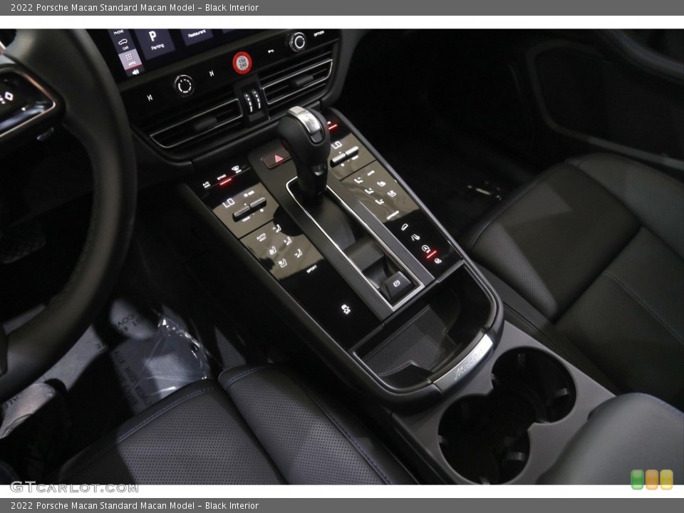 Black Interior Controls for the 2022 Porsche Macan  #144301405