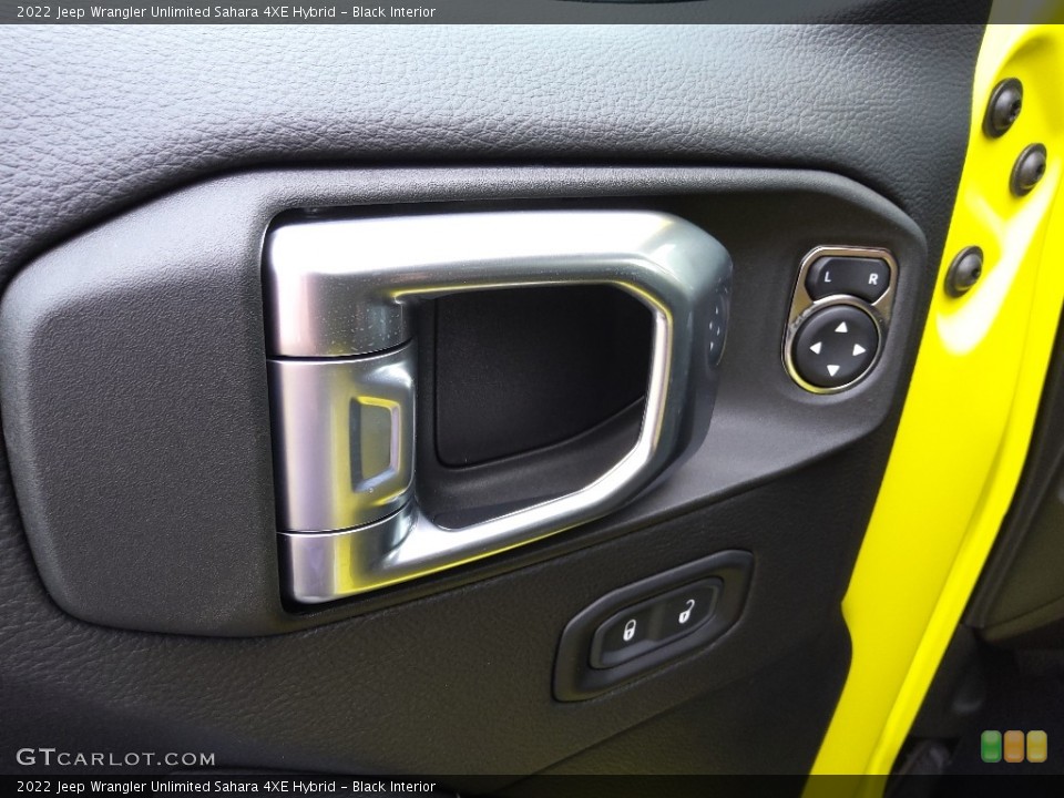Black Interior Controls for the 2022 Jeep Wrangler Unlimited Sahara 4XE Hybrid #144302092