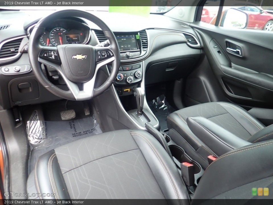 Jet Black Interior Photo for the 2019 Chevrolet Trax LT AWD #144310359