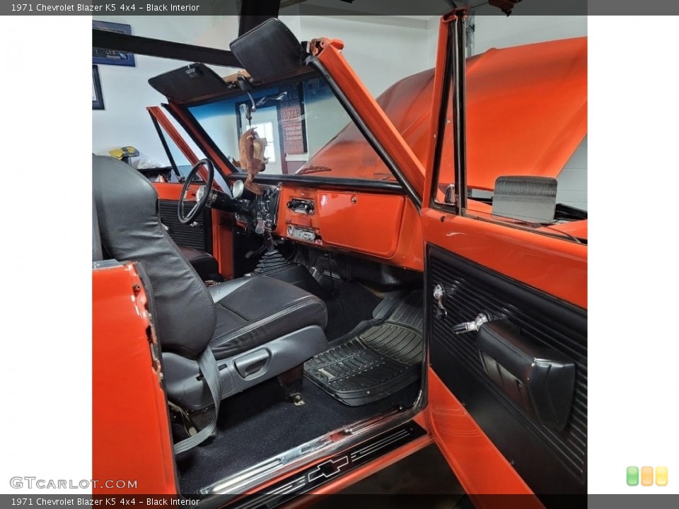 Black Interior Front Seat for the 1971 Chevrolet Blazer K5 4x4 #144314064