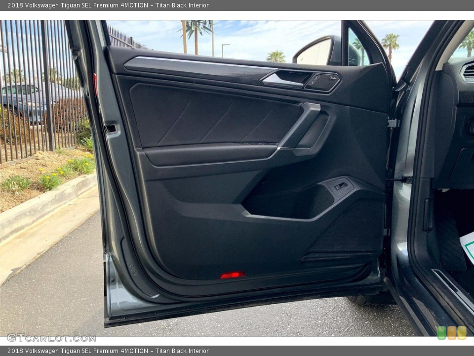 Titan Black Interior Door Panel for the 2018 Volkswagen Tiguan SEL Premium 4MOTION #144316783