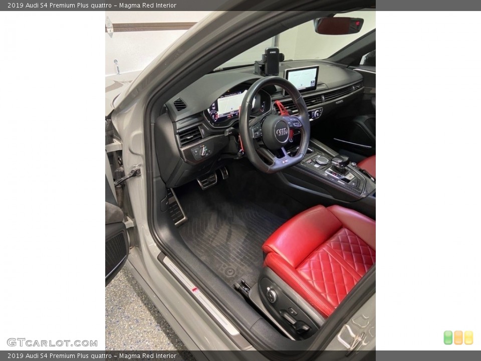 Magma Red Interior Photo for the 2019 Audi S4 Premium Plus quattro #144340081